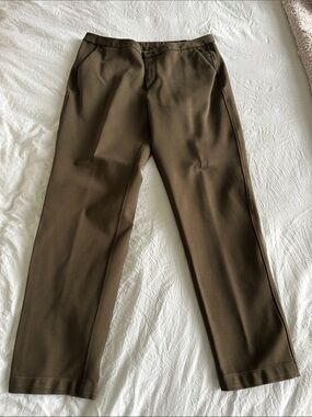 Lululemon woman’s Olive Brown Straight-Leg dress pants